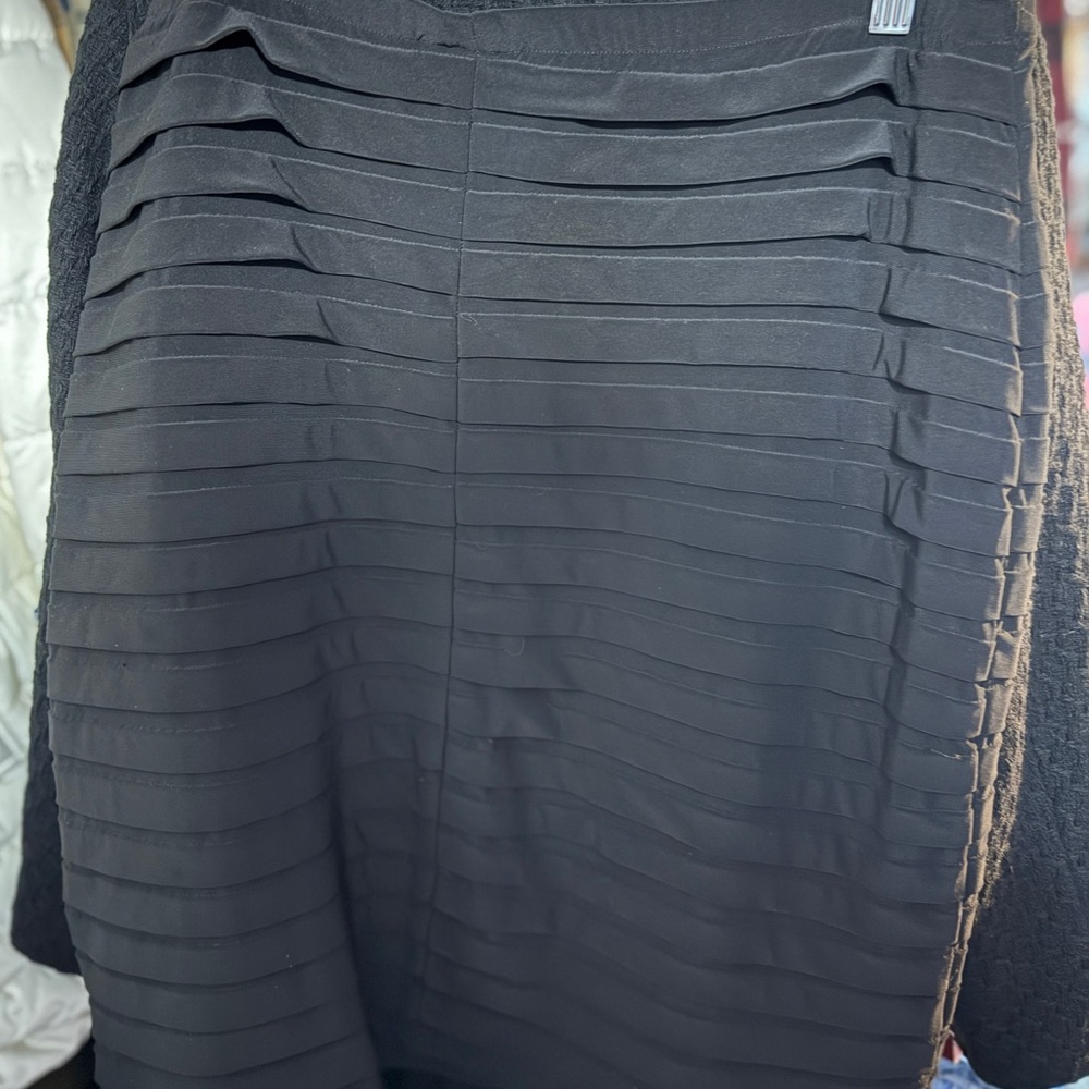 #804 Elegant Black Pleated Pencil Skirt